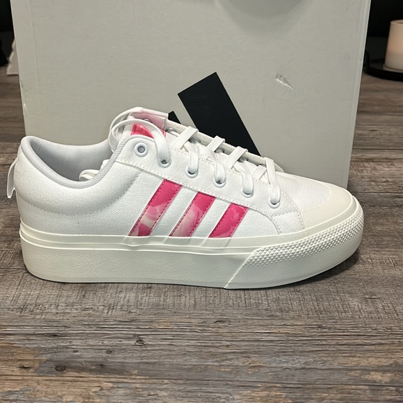 NWT Adidas Bravada 2.0 Platform Women's Shoes - White/Pink - ID5576 - Picture 3 of 16